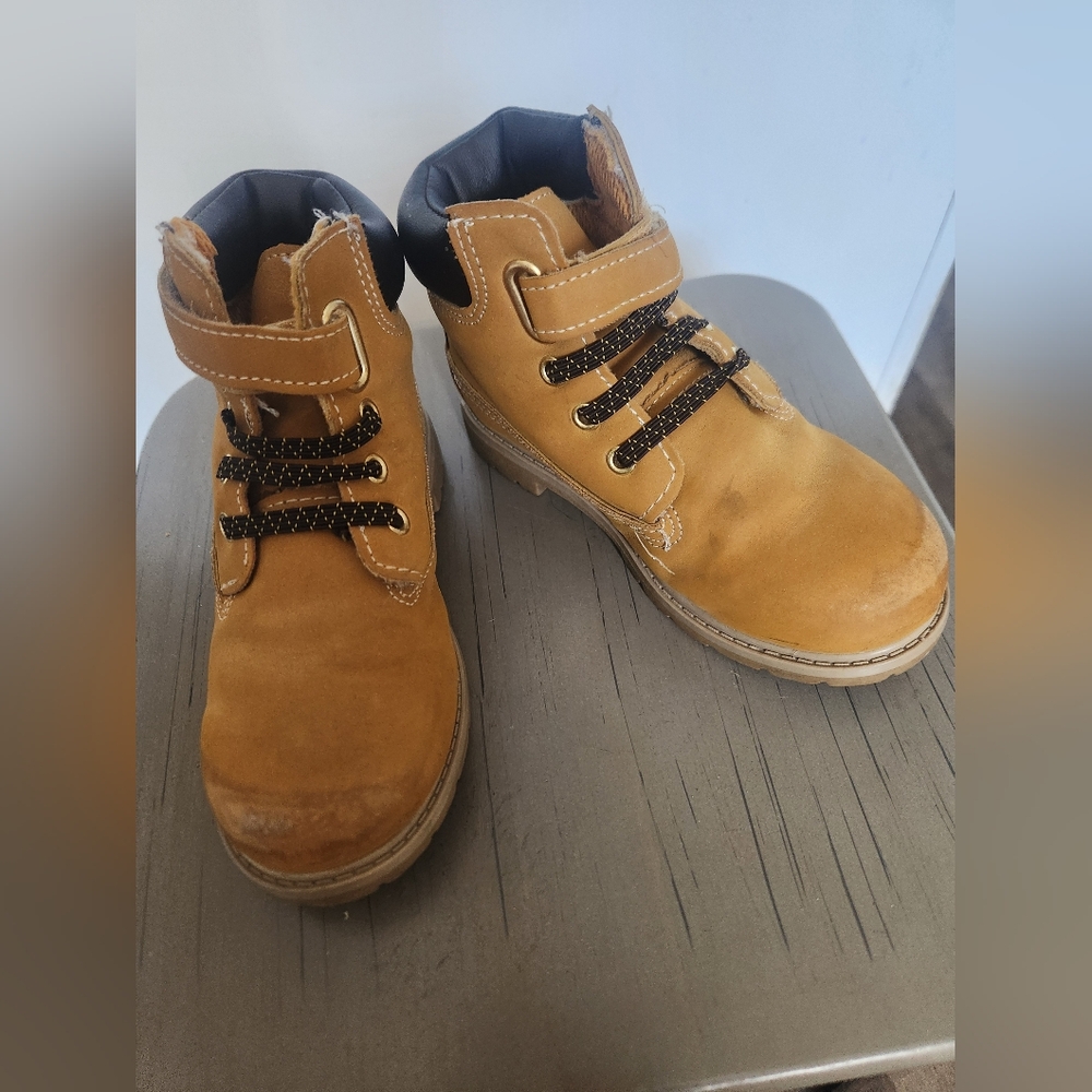 Wonder Nation Kids Tan Boots with Black Laces And Velcro